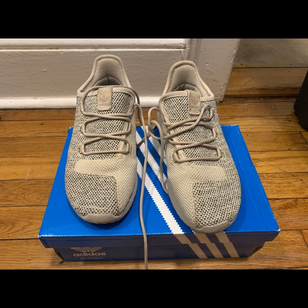 Boys Adidas size 3, with box.